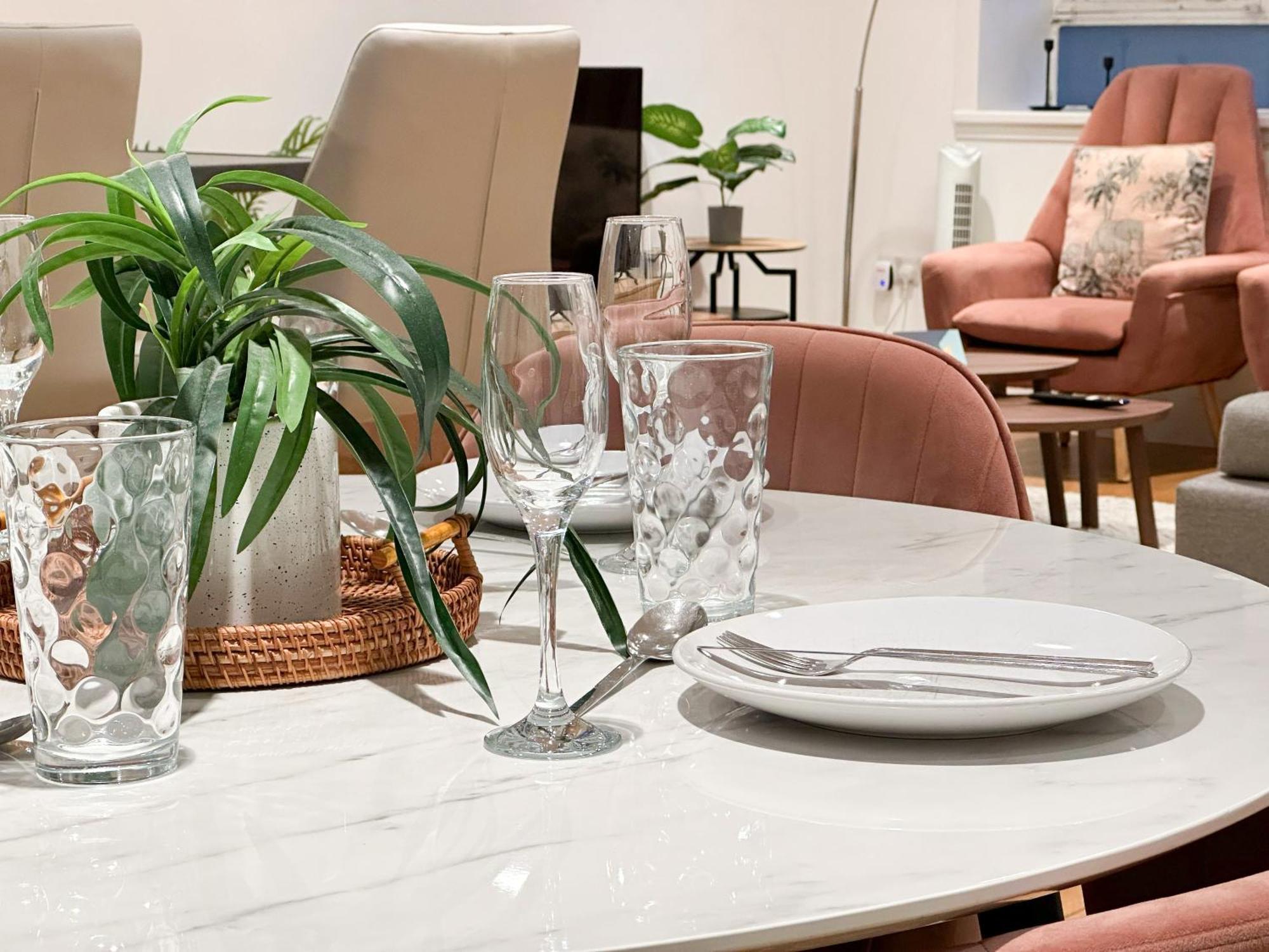 Chic 3 Bedroom Flat With Private Terrace In Holloway Near Finsbury Park Londýn Exteriér fotografie
