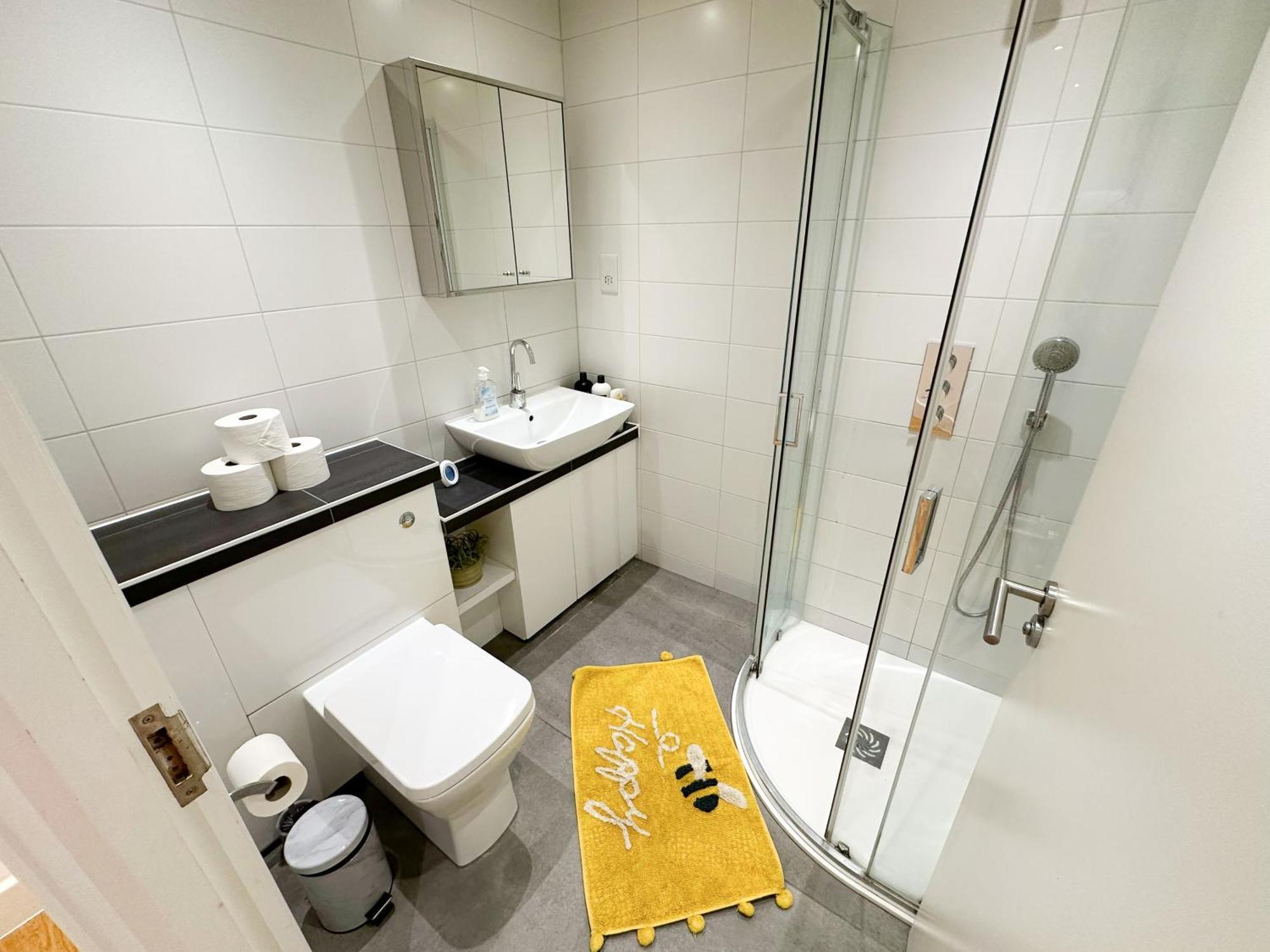 Chic 3 Bedroom Flat With Private Terrace In Holloway Near Finsbury Park Londýn Exteriér fotografie