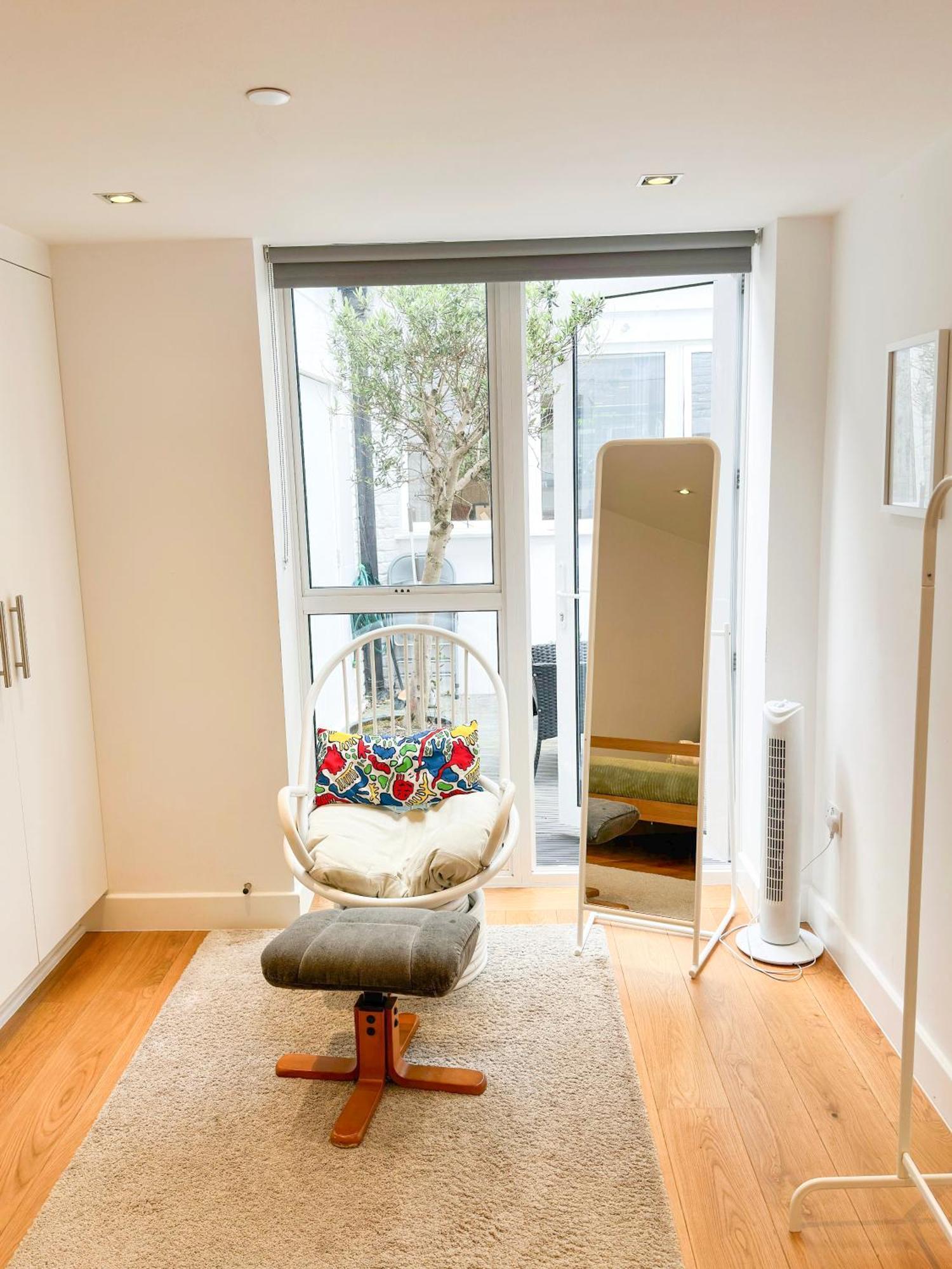 Chic 3 Bedroom Flat With Private Terrace In Holloway Near Finsbury Park Londýn Exteriér fotografie